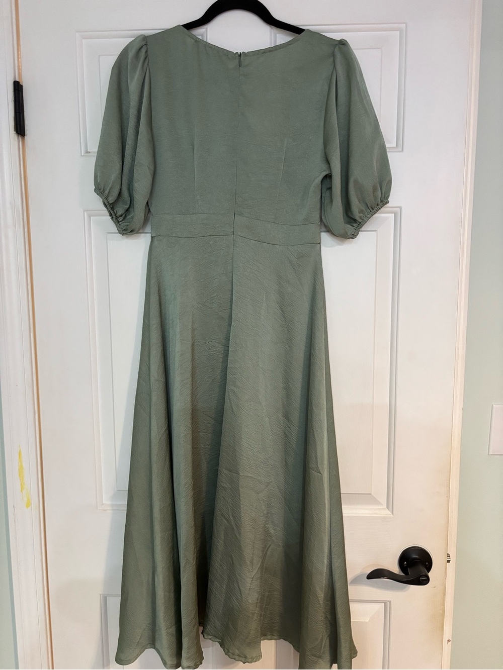 Petal & Pup Sage Green Tie-Front Midi Dress - Picture 5 of 7